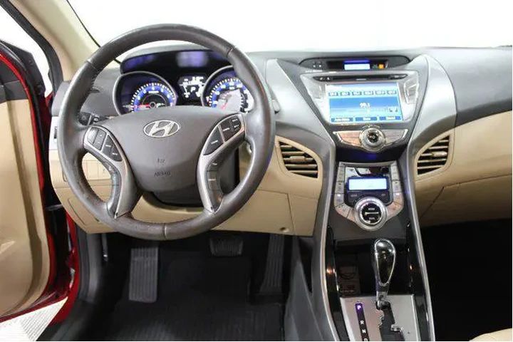 $8900 : Hyundai ELANTRA 2013 Limited image 2