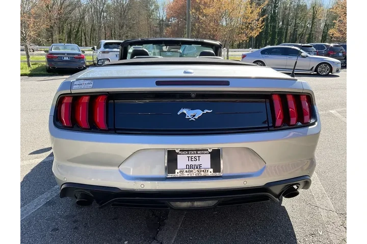 $18485 : Ford Mustang 2021 EcoBoost 2 image 6