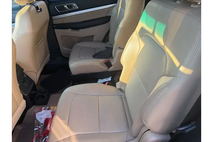 $13381 : Ford Explorer 2017 XLT 4dr S image 8