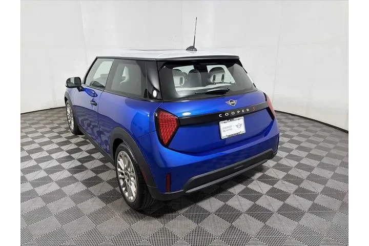 $29993 : MINI Hardtop 2 Door 2025 Coo image 5