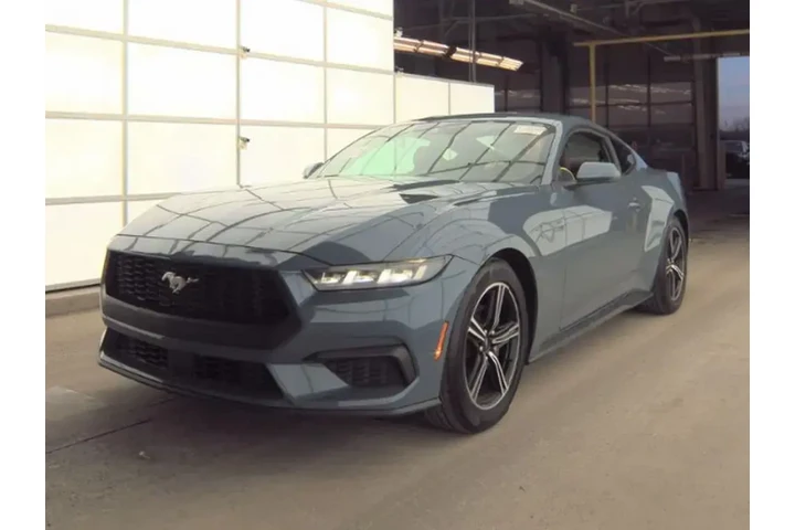 $31999 : Ford Mustang 2025 EcoBoost P image 2