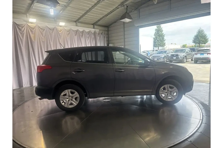 $12999 : Toyota RAV4 2013 LE 4dr SUV image 3