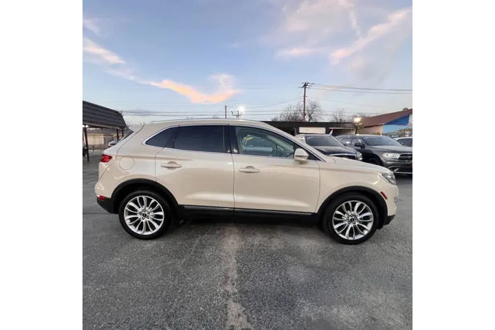 $17999 : 2018 MKC Reserve image 6