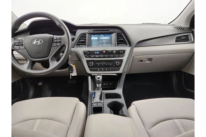 $12998 : Hyundai SONATA 2016 Sport 4d image 9