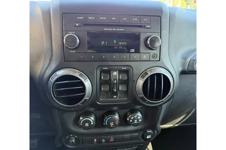 $22498 : Jeep Wrangler JK Unlimited 2 image 10