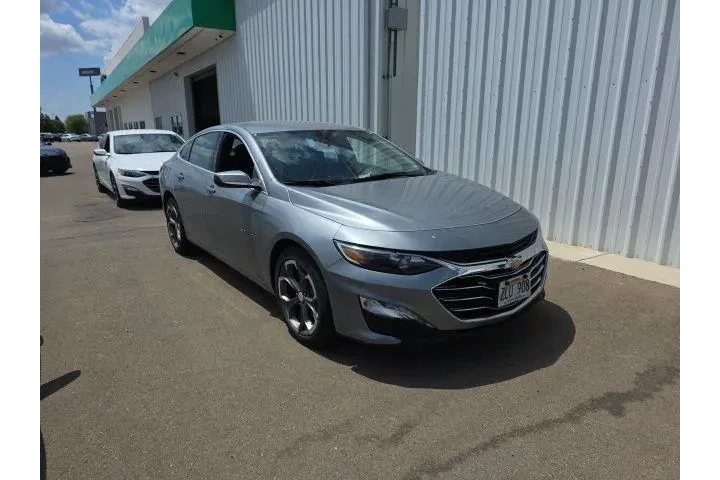 $19775 : Chevrolet Malibu 2024 LT 4dr image 4