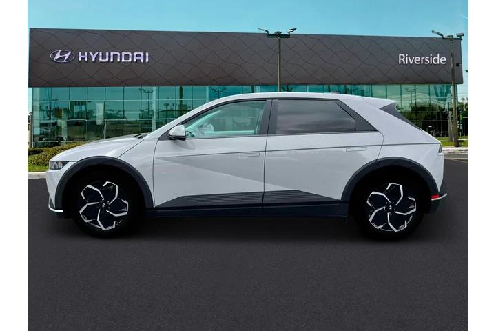 $23991 : Hyundai IONIQ 5 2024 SE 4dr image 3
