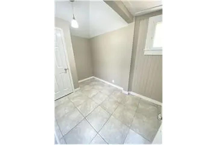 $1500 : Rental property with 3 bedro image 8