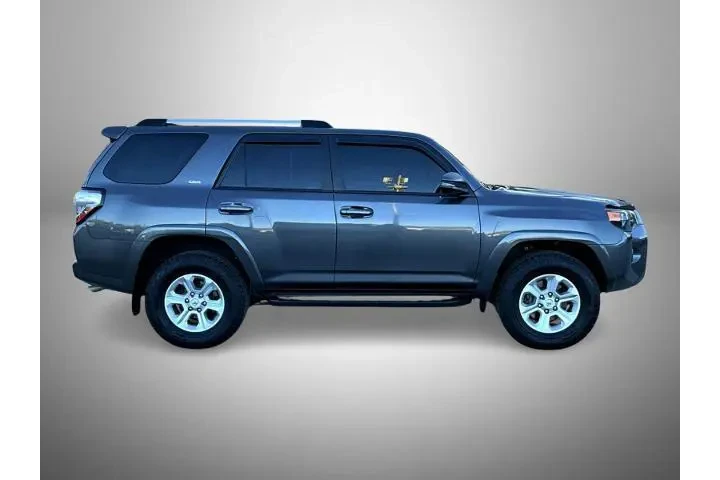 $33995 : Toyota 4Runner 2021 4x4 SR5 image 4