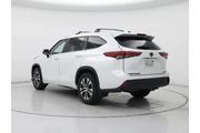 $37998 : Toyota Highlander 2023 XLE 4 thumbnail