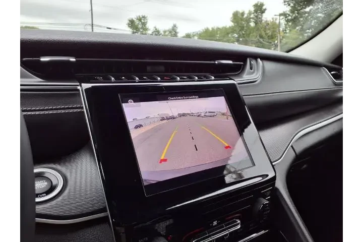 $27900 : Jeep Grand Cherokee L 2023 4 image 5