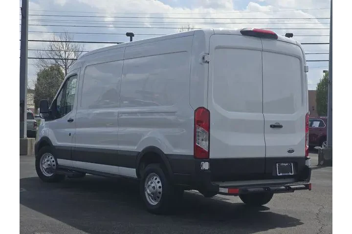 $35922 : Ford Transit 2023 AWD 150 3d image 9