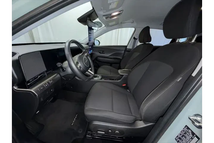 $23995 : Hyundai KONA 2024 AWD SEL 4d image 3
