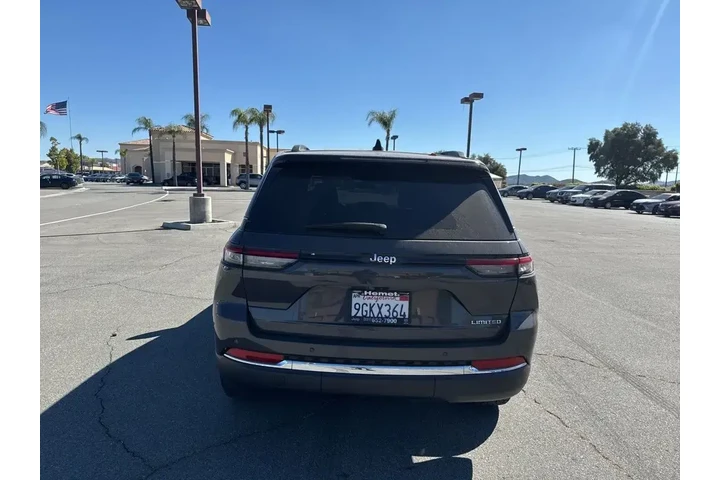 $25273 : Jeep Grand Cherokee 2023 4x2 image 7