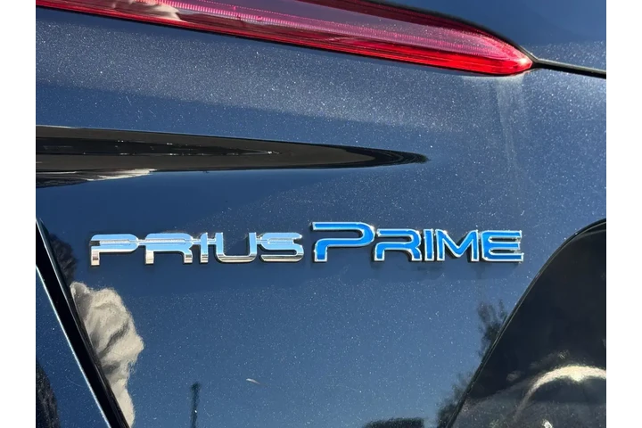 $19895 : Toyota Prius Prime 2021 LE 4 image 7