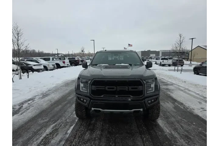 $34000 : Ford F-150 2018 4x4 Raptor 4 image 2