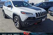 2017 Cherokee Trailhawk 4WD S en Eureka