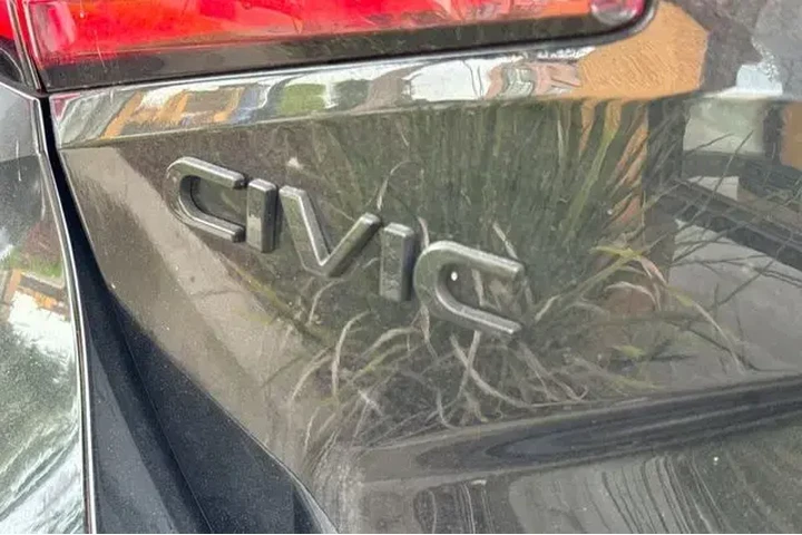 $24994 : Honda Civic 2024 LX 4dr Hatc image 6