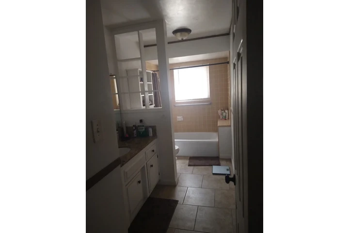 $750 : Renting a room for one person. image 8