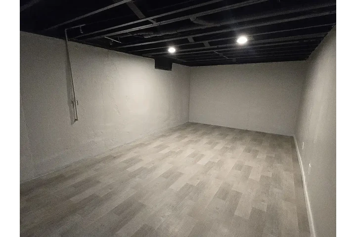 $1350 : House for rent in Wichita KS image 9