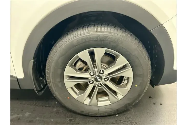 $11711 : Hyundai SANTA FE Sport 2016 image 8