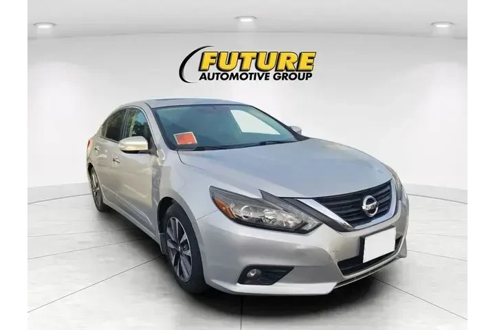 $18999 : Nissan Altima 2017 2.5 SR 4d image 1