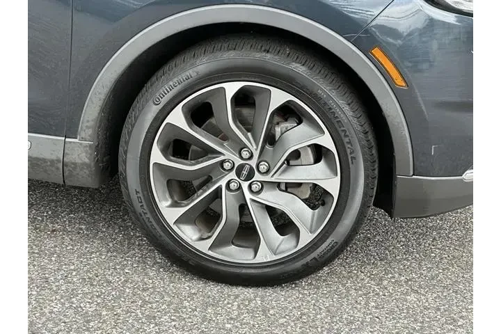 $27995 : Lincoln Nautilus 2021 AWD Re image 7