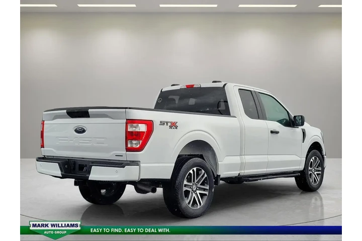 $37295 : Ford F-150 2023 4x4 XL 4dr S image 2
