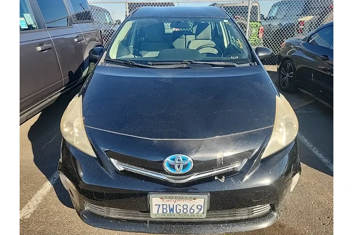 $10491 : Toyota Prius v 2012 Two 4dr image 2