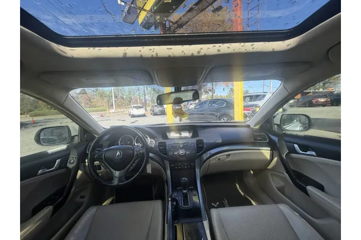 2016 Pilot LX image 9