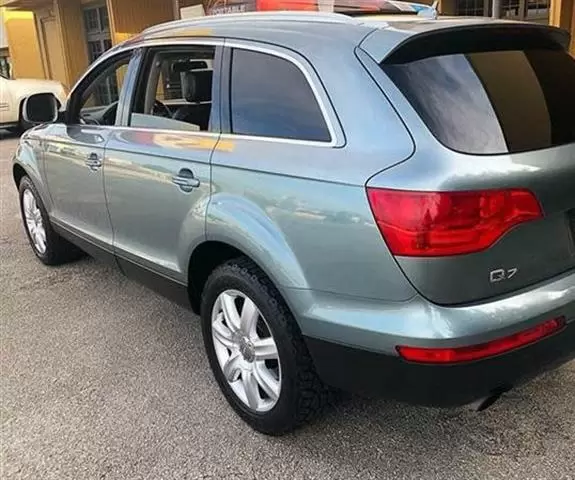 $5000 : 2008 Audi Q7 Quattro Premium image 4