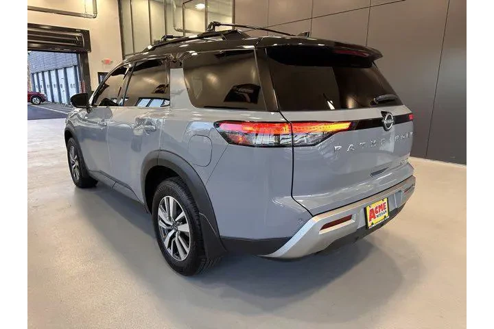 $35595 : Nissan Pathfinder 2024 AWD S image 4