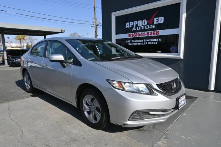 $9998 : 2015 Civic LX image 2