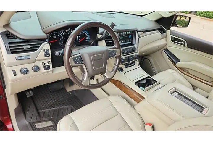 $38662 : GMC Yukon 2020 4x4 Denali 4d image 9