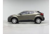 $19998 : Toyota C-HR 2021 LE 4dr Cros thumbnail