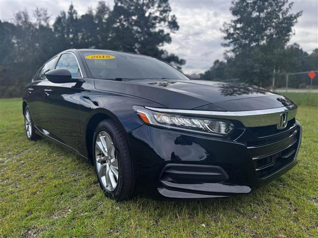 $15600 : 2018 HONDA ACCORD image 5