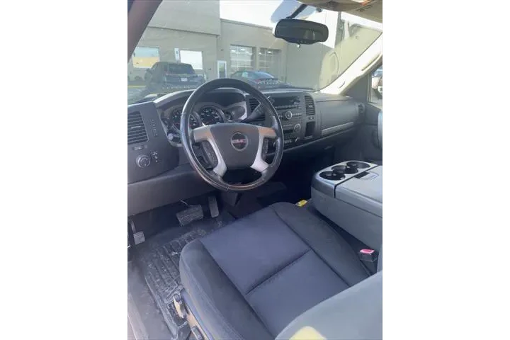 $10977 : GMC Sierra 1500 2011 4x4 SLE image 7