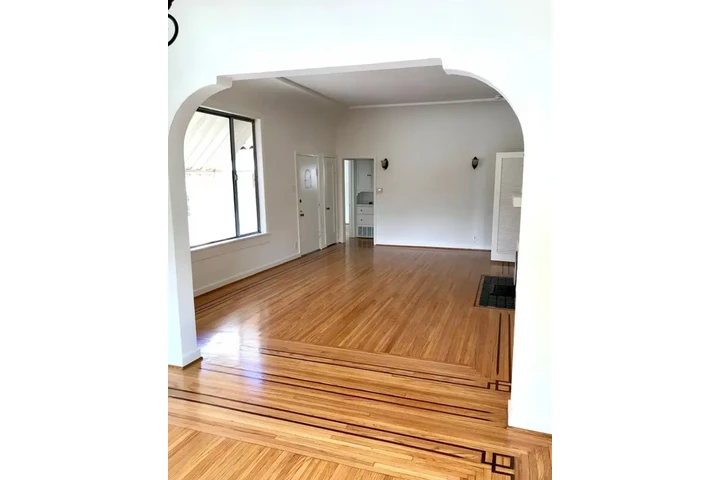 $2450 : Available For Rent image 4
