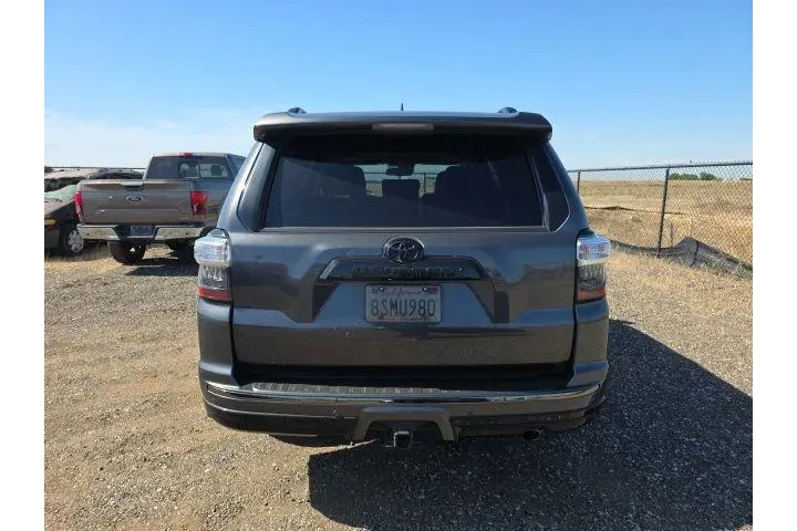 $35900 : Toyota 4Runner 2020 4x4 SR5 image 5