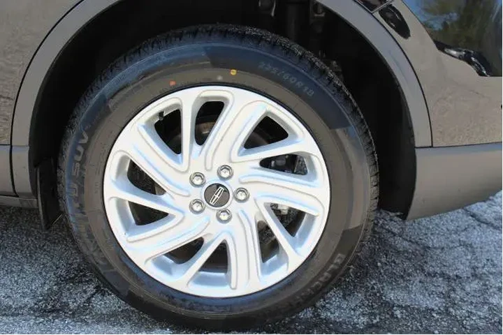 $34488 : Lincoln Corsair 2024 AWD Pre image 9