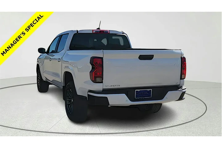 $33427 : Chevrolet Colorado 2024 4x4 image 6