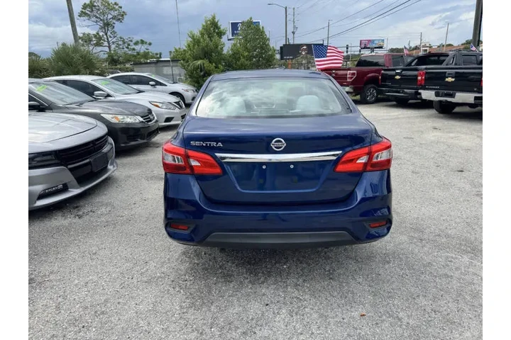 $8497 : 2017 Sentra S image 4