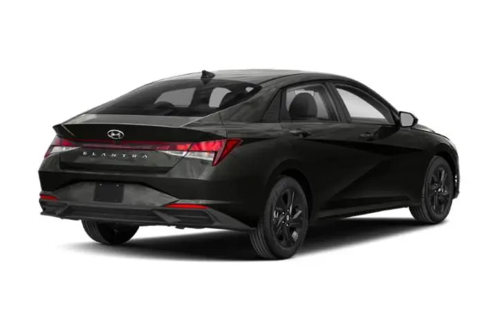 $18063 : Hyundai ELANTRA 2023 SEL 4dr image 3