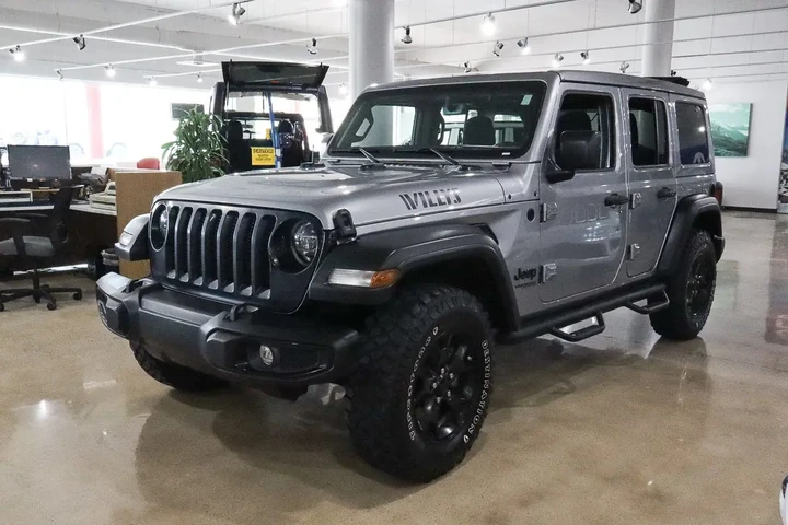 $26988 : 2021 Wrangler Unlimited Willy image 3