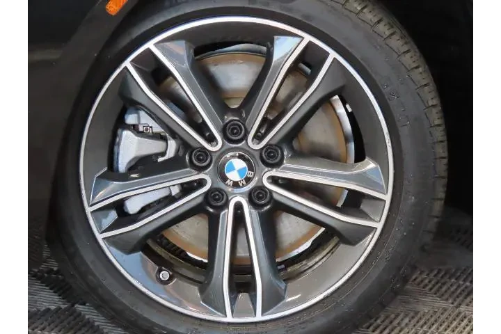 $28640 : BMW 2 Series 2024 AWD 228i x image 10