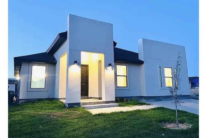 $800 : HOUSE RENT AVAILABLE LAREDO TX image 3