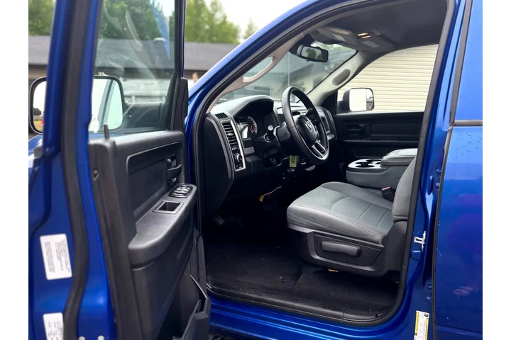 $21995 : 2015 RAM 1500 image 5