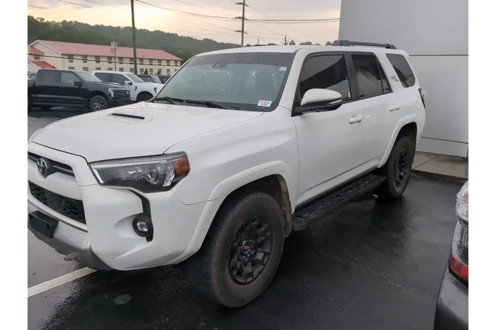 $33989 : Toyota 4Runner 2021 4x4 TRD image 1