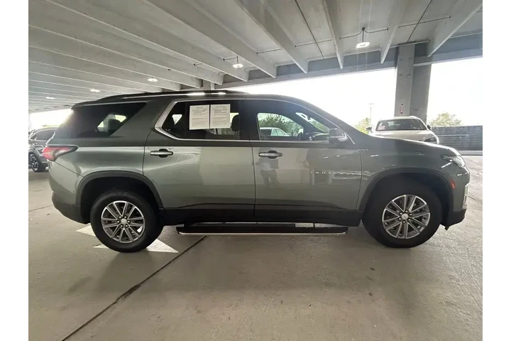$26991 : Chevrolet Traverse 2023 LT C image 6