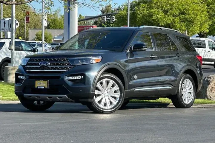 $31995 : Ford Explorer 2022 AWD King image 1